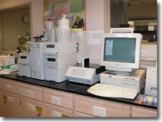 High Performance Anion Exchange  Chromatograph with Pulsed  Amperometric Detector