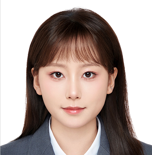 Headshot of Jiaying Jin